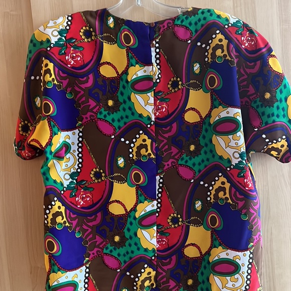 Vintage 1980’s blouse - bright colours, short sleeve, shoulder pads. - Picture 5 of 7